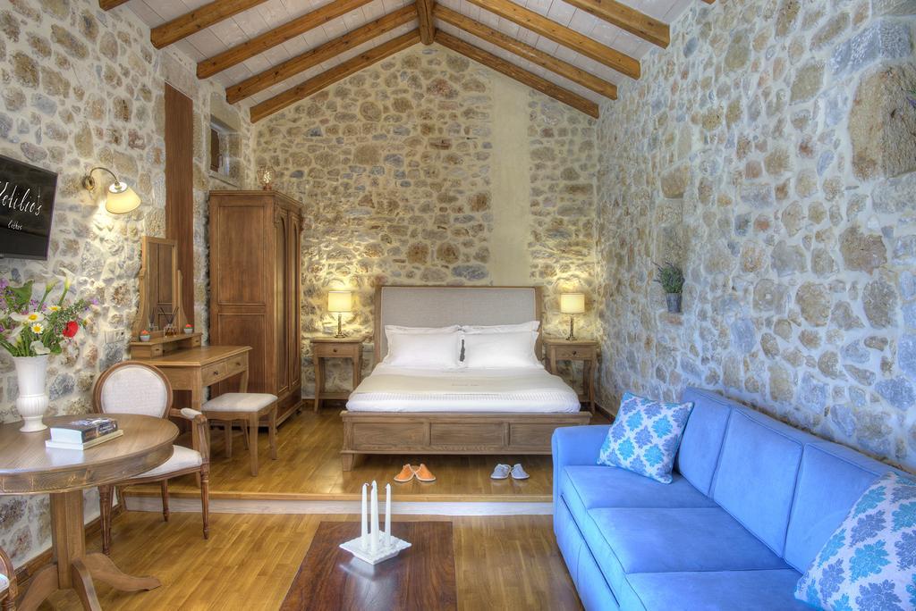 Vetilios Lithos Boutique Hotel Néon Oítilon Eksteriør billede